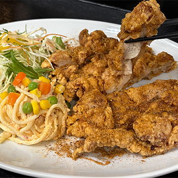 パリから来た和 ケイジャンスパイス唐揚げ定食